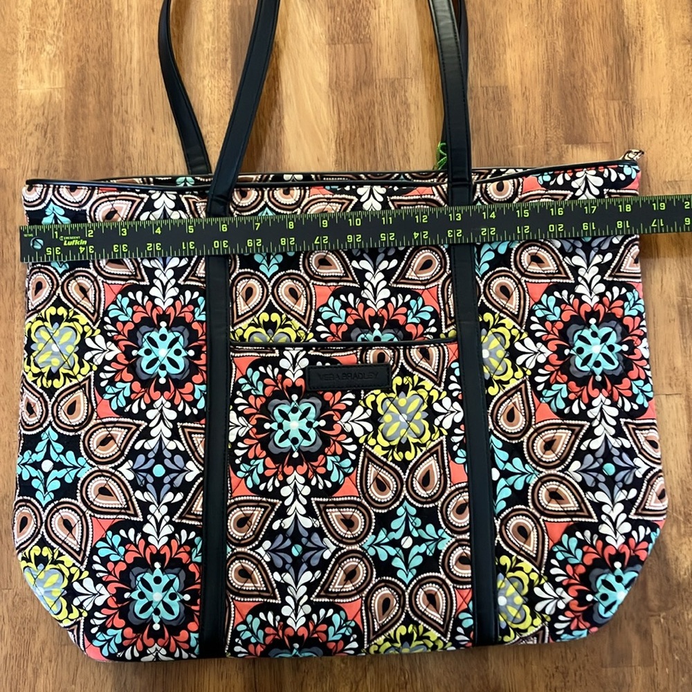 Vera Bradley Trimmed Vera Sierra - Picture 5 of 7